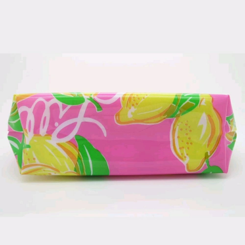 💣 LAST 1!💣🌴Lilly Pulitzer Makeup Bag🌴 - Picture 2 of 6